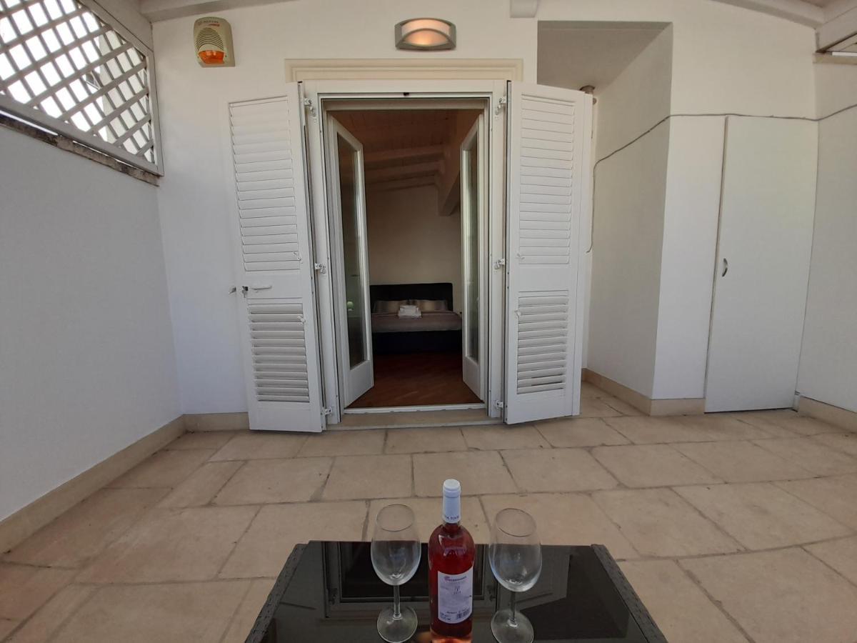 Dimora Emilia Apartman Lecce Kültér fotó