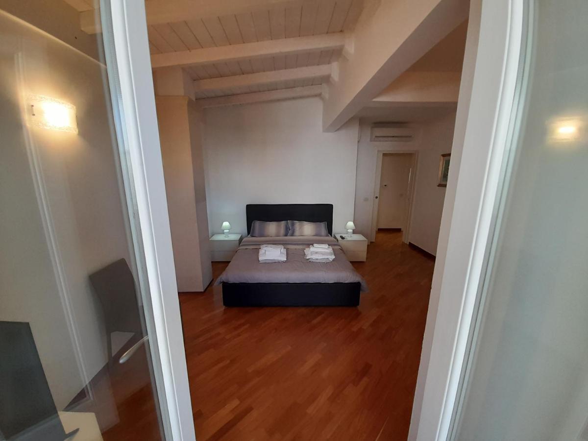 Dimora Emilia Apartman Lecce Kültér fotó